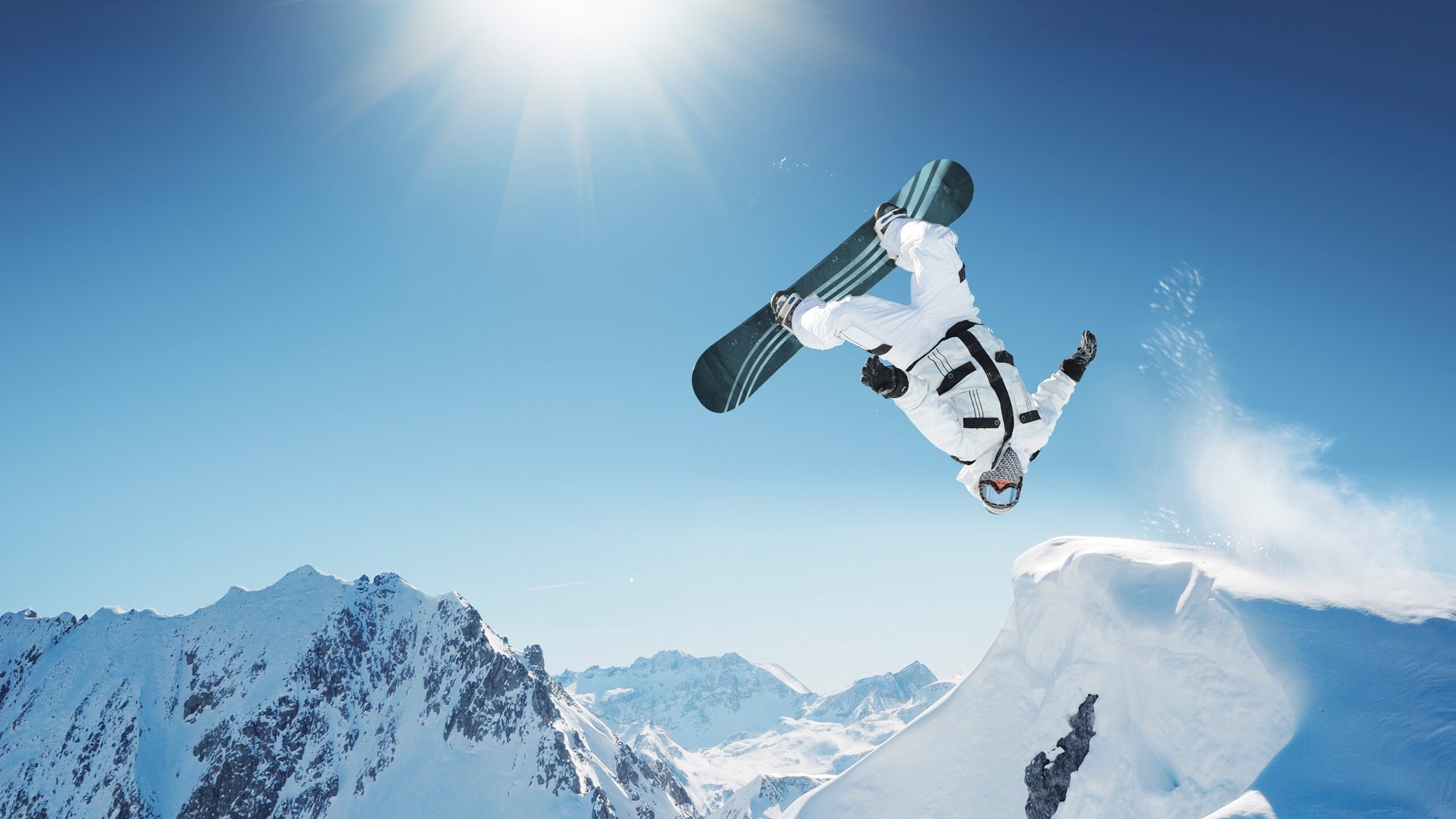 开云平台-体育公益电影巡展启发青少年梦想，电影公益活动